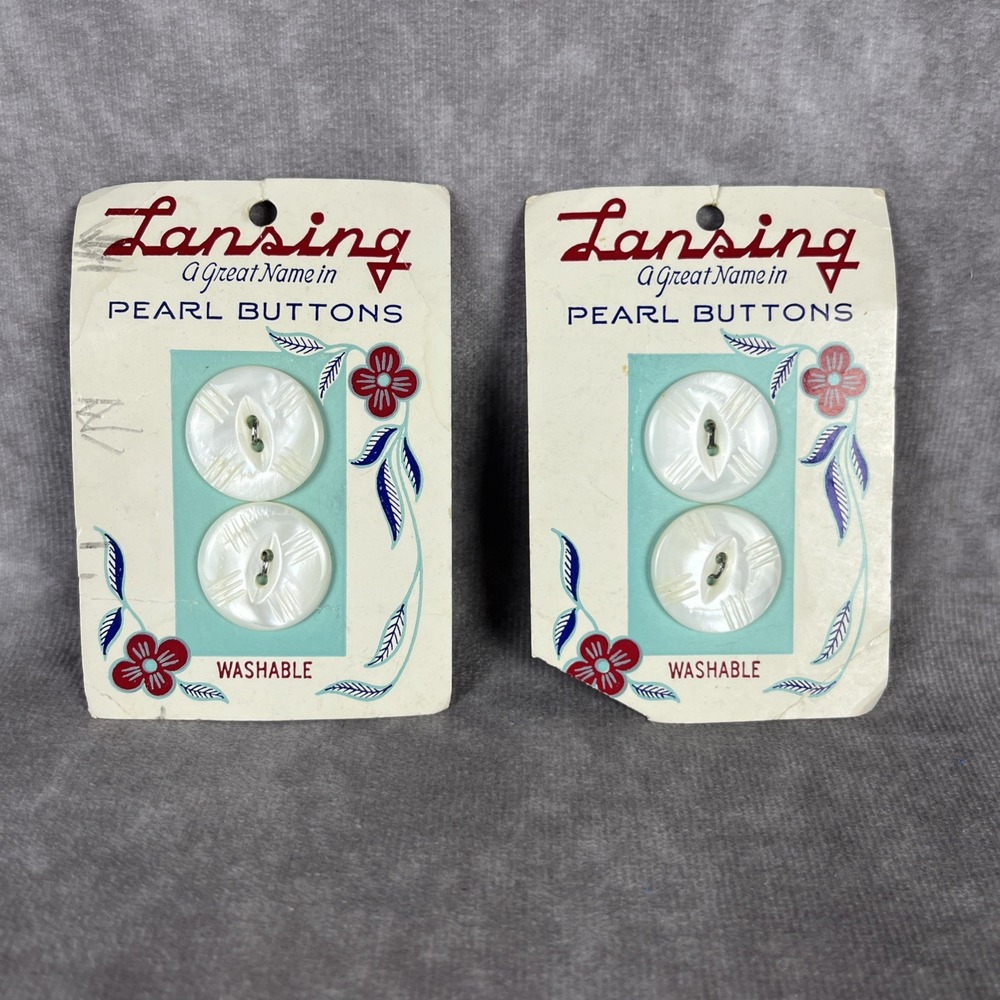 Vtg Lansing Pearl Round Buttons #187 Sz 36 Engraved 2‎ Hole Eye Set of 4 NOS